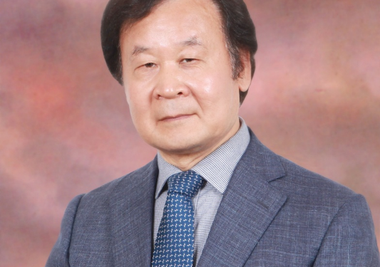 石洞书院聘请国际儒联副会长郭沂教授为顾问