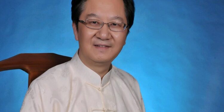 石洞书院聘请国际儒联副理事长张其成教授为顾问